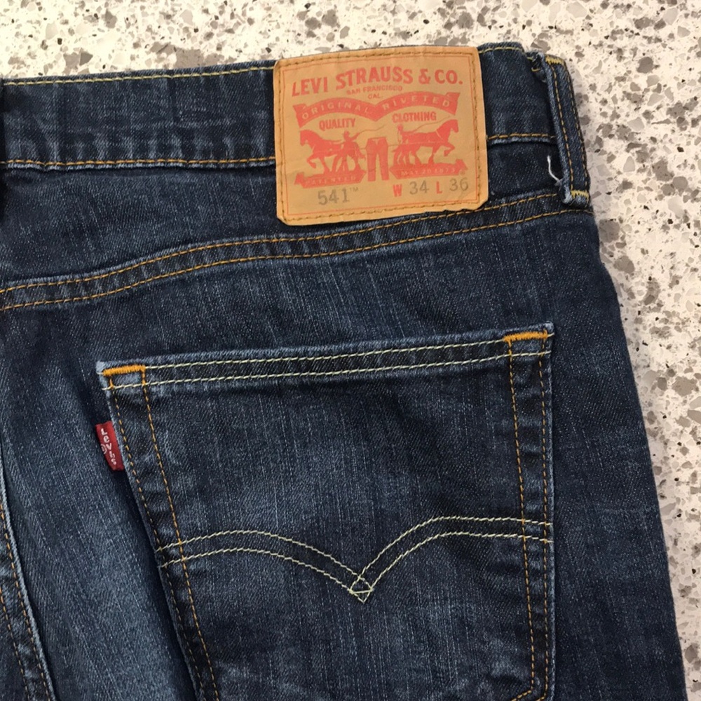 Levis 541 Jeans